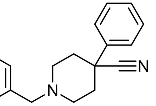 1-Benzyl-4-Cyano-4-Phenylpiperidine Hydrochloride