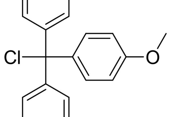 4-Methoxytriphenylchloromethane